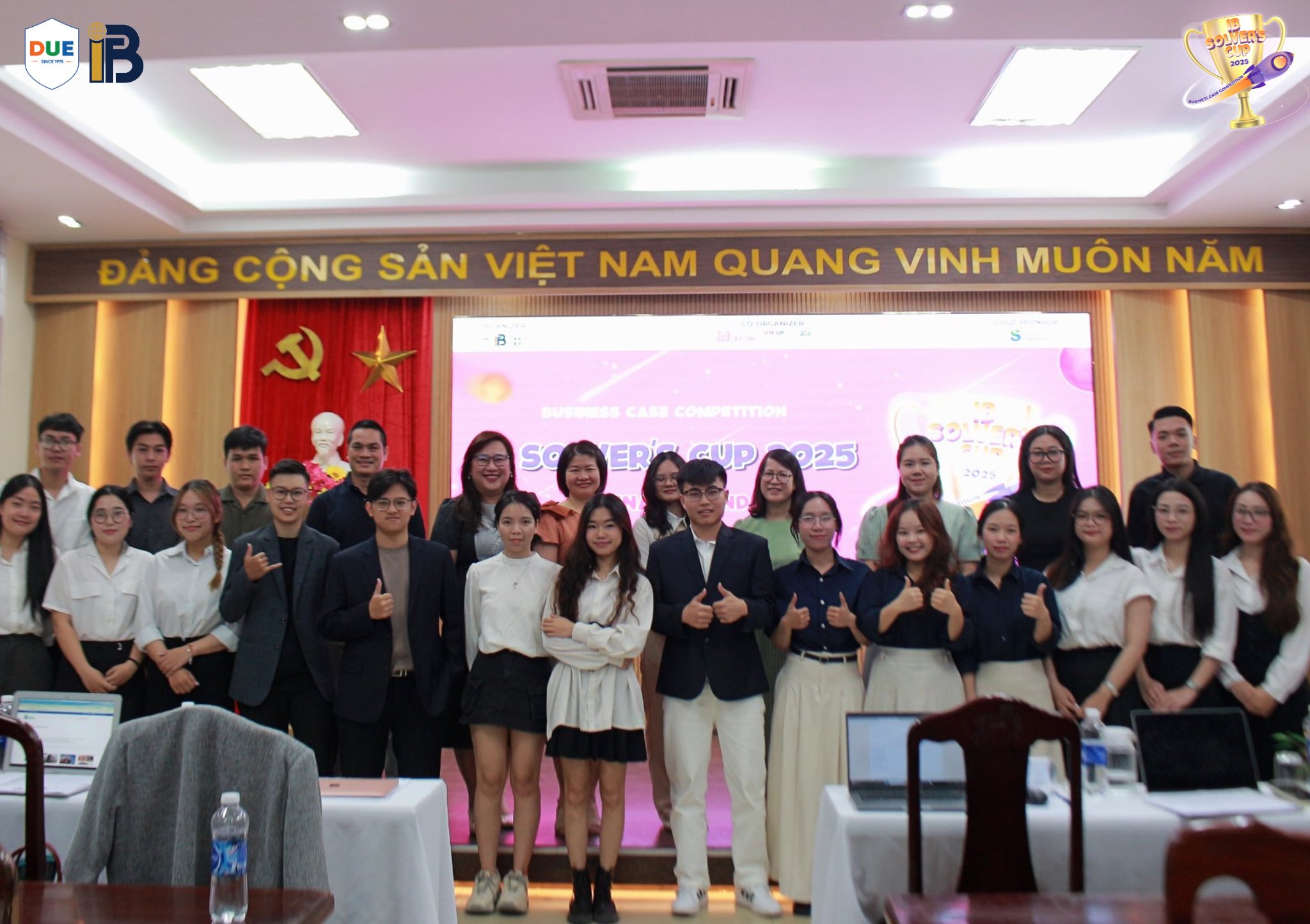 iSolution Logistics education sponsor IB Solvers Cup
