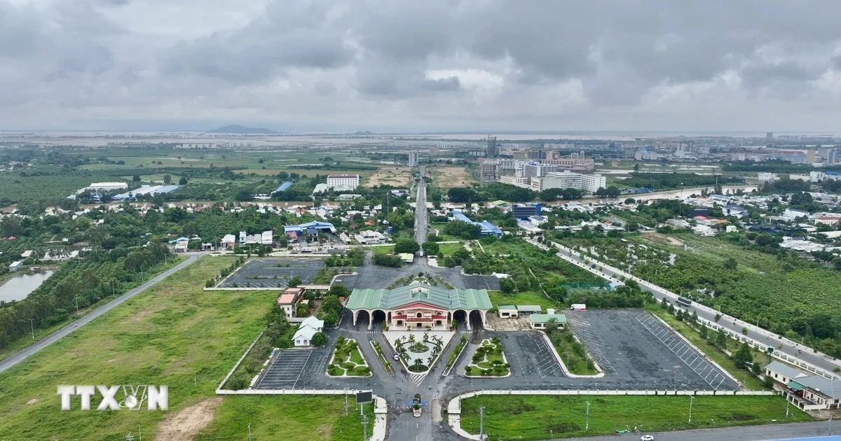 Khanh Binh international road border checkpoint in An Giang, linking the Mekong Delta with Cambodia